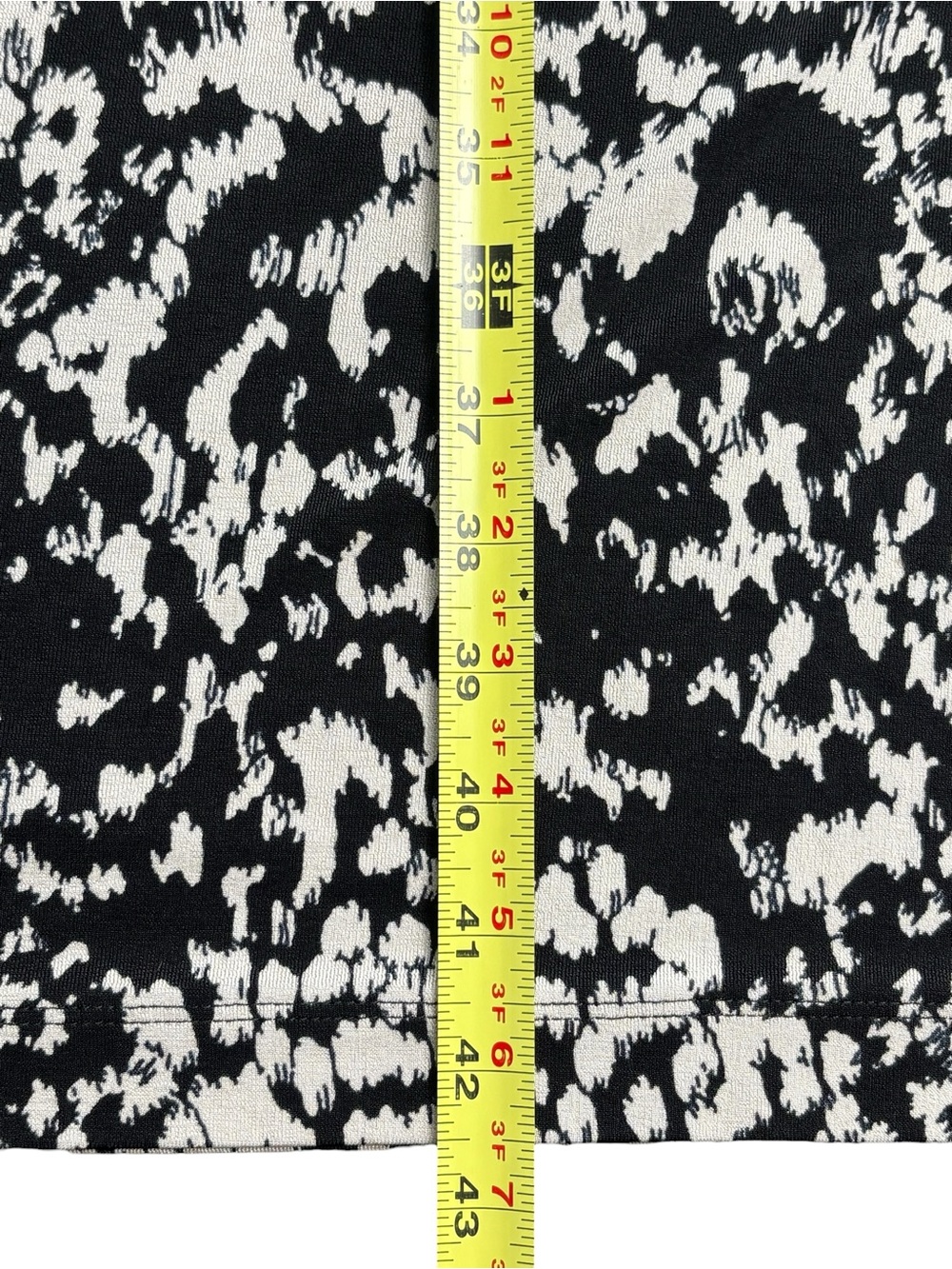 Chico's Travelers Slinky Knit Midi Dress Black Cream Abstract Chicos 4 US XXL - Picture 7 of 9